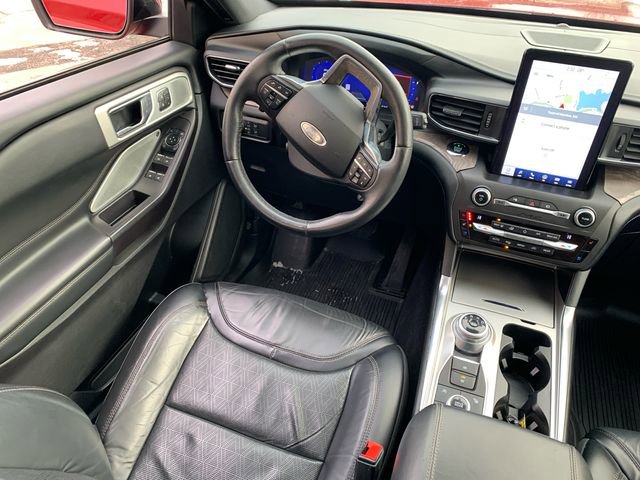 Certified 2020 Ford Explorer Platinum w/ Premium Technology Package image 24