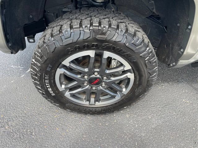 Used 2025 Toyota Tacoma TRD Sport AWD/4WD image 3