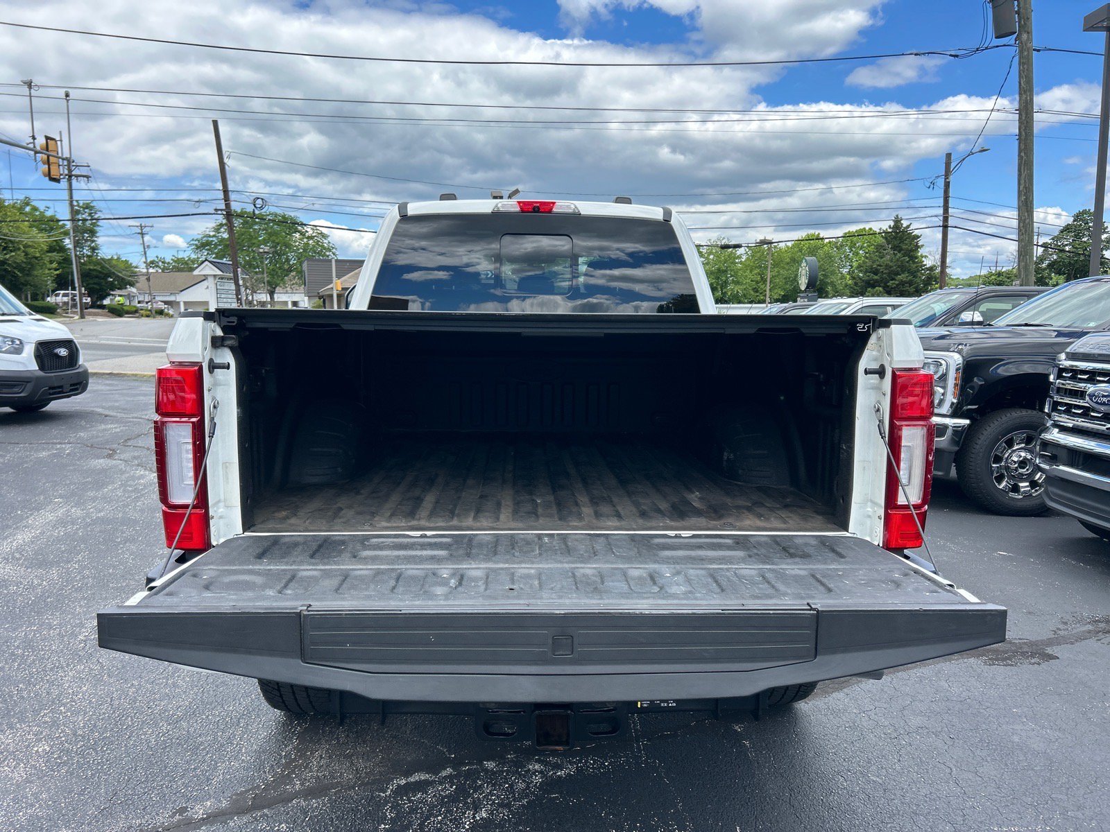Certified 2020 Ford F350 Platinum w/ FX4 Off-Road Package AWD/4WD image 17