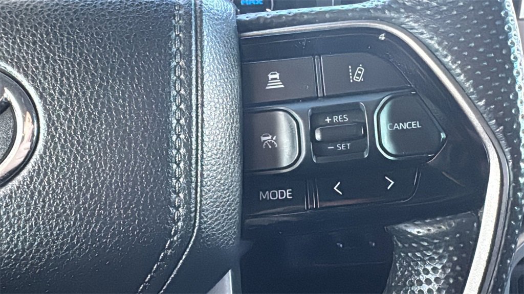 Used 2024 Toyota Tundra Limited image 16