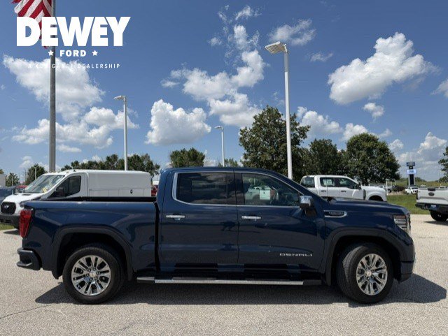 Used 2022 GMC Sierra 1500 Denali w/ Technology Package AWD/4WD image 12