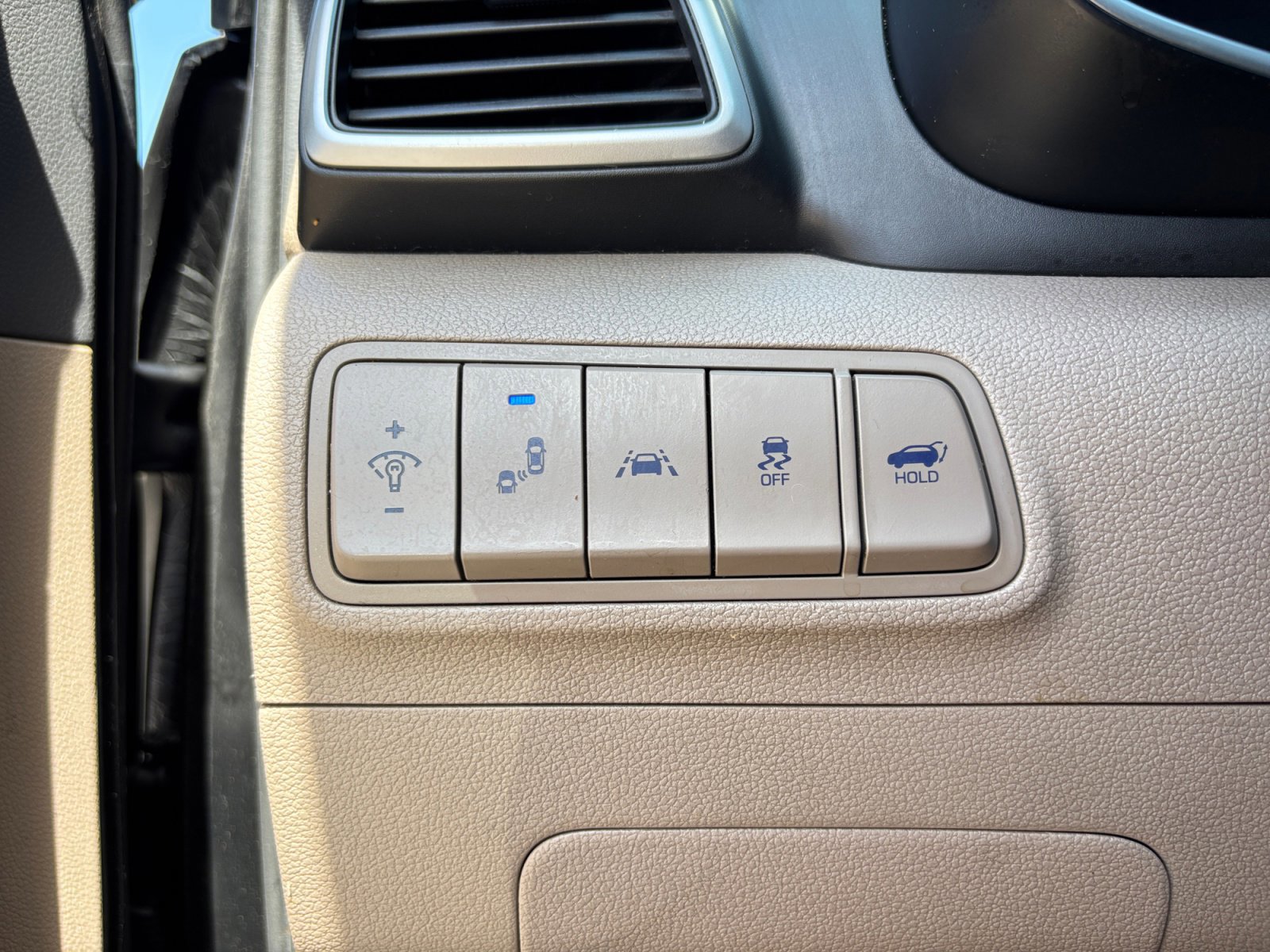 Used 2021 Hyundai Tucson Limited FWD image 14