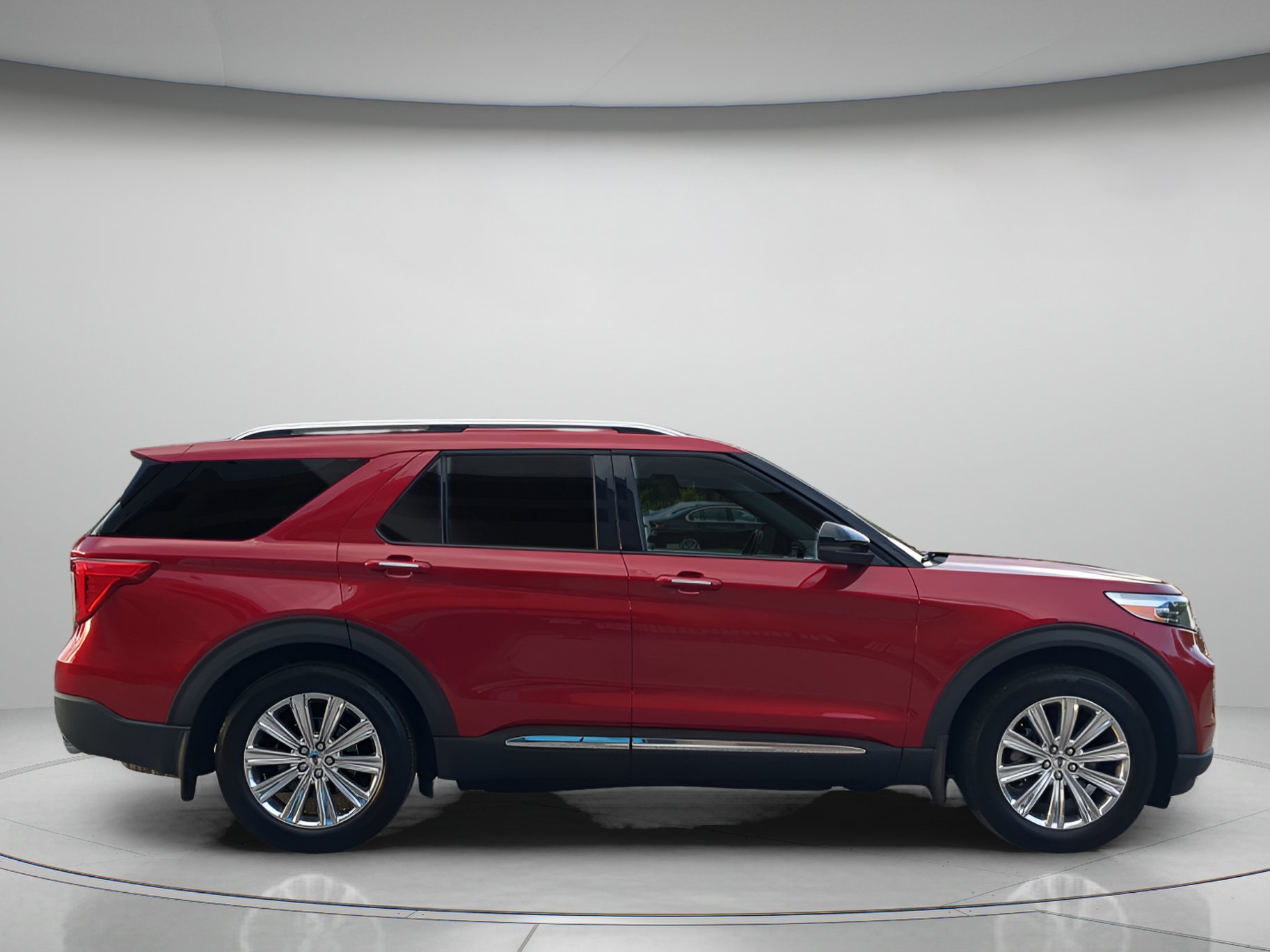 Certified 2022 Ford Explorer Limited w/ Equipment Group 301A RWD image 39