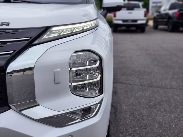 Used 2022 Mitsubishi Outlander SEL AWD/4WD image 10