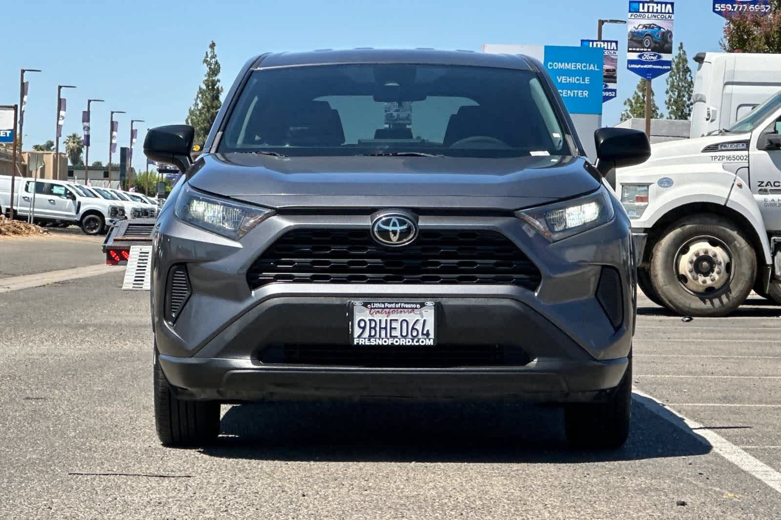 Used 2022 Toyota RAV4 LE AWD/4WD image 11