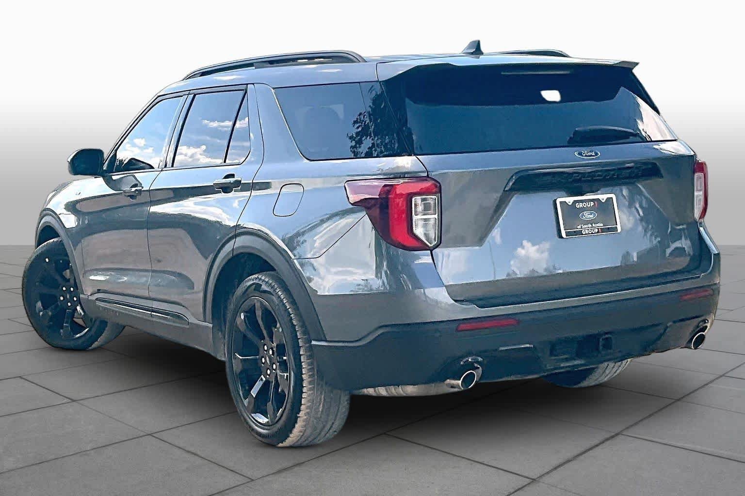 Certified 2023 Ford Explorer ST-Line w/ Class IV Trailer Tow Package RWD image 11