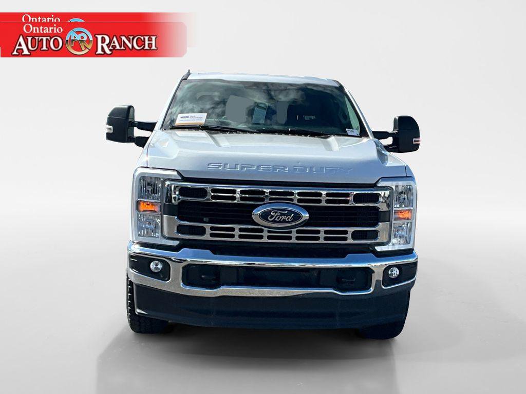 Certified 2023 Ford F350 XLT AWD/4WD image 8