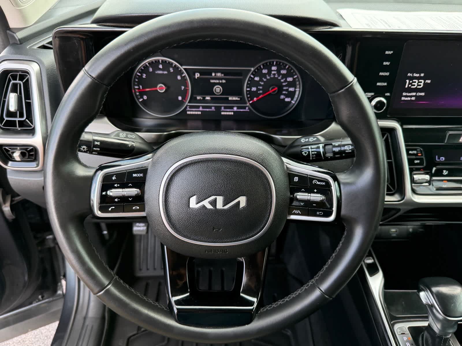Used 2023 Kia Sorento S FWD image 15