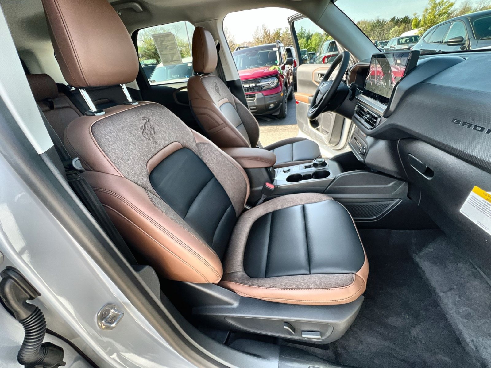 Certified 2026 Ford Bronco Sport Outer Banks w/ Outer Banks Tech Package+ AWD/4WD image 34