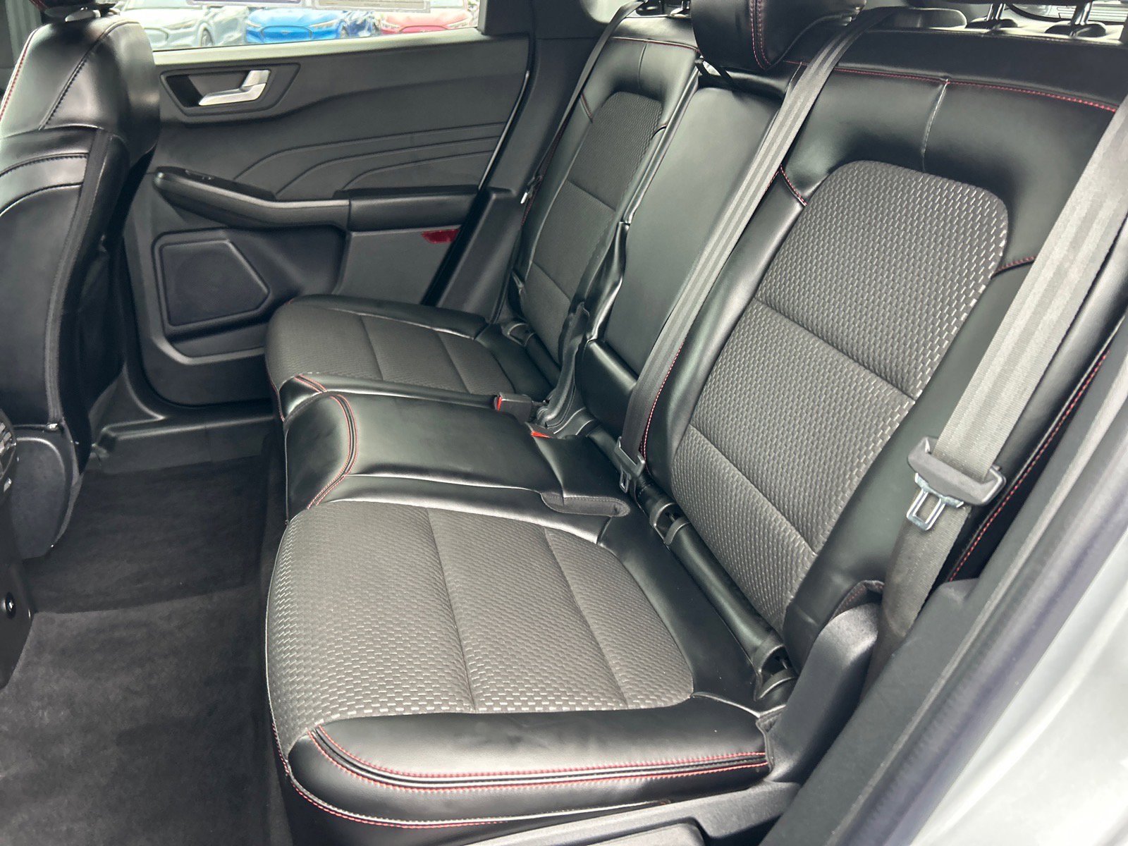 Certified 2024 Ford Escape ST-Line Select w/ Tech Pack #1 image 9