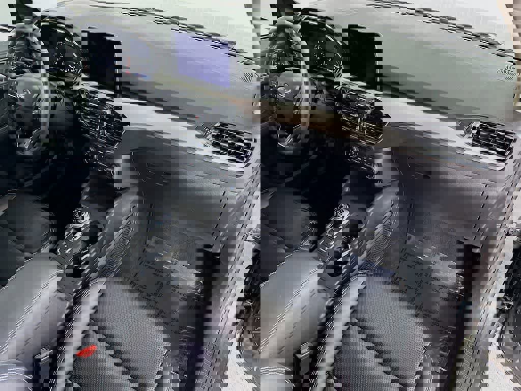 Certified 2020 Ford Escape SEL image 33