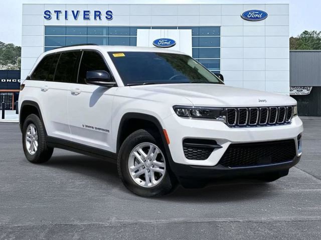 Used 2023 Jeep Grand Cherokee Laredo AWD/4WD video 1