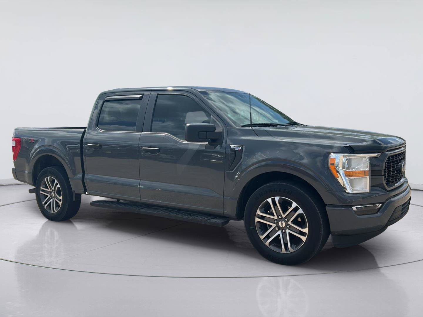 Certified 2021 Ford F150 XL w/ STX Appearance Package RWD image 3