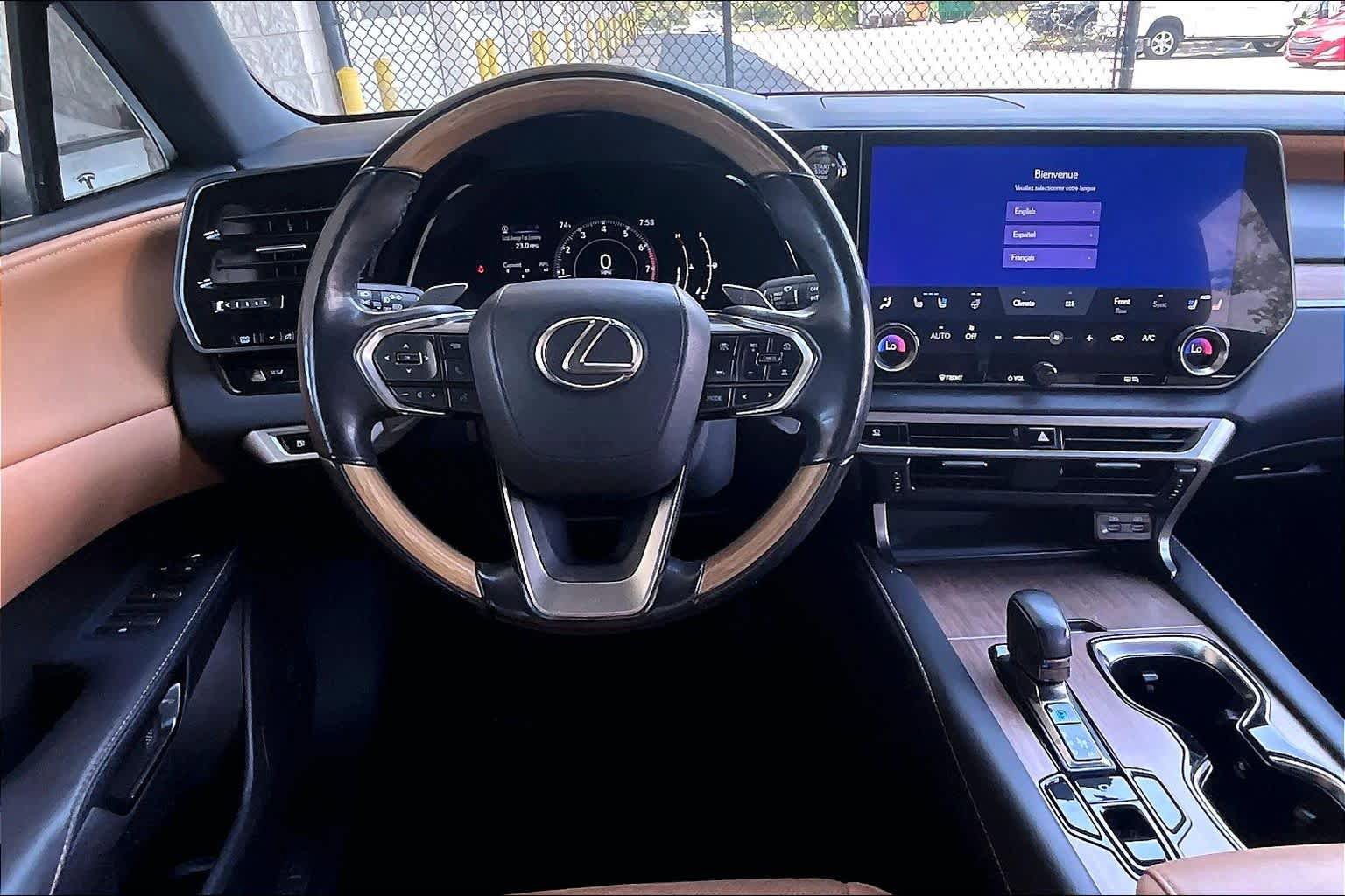 Used 2023 Lexus RX 350 Premium Plus w/ Cold Area Package FWD image 6