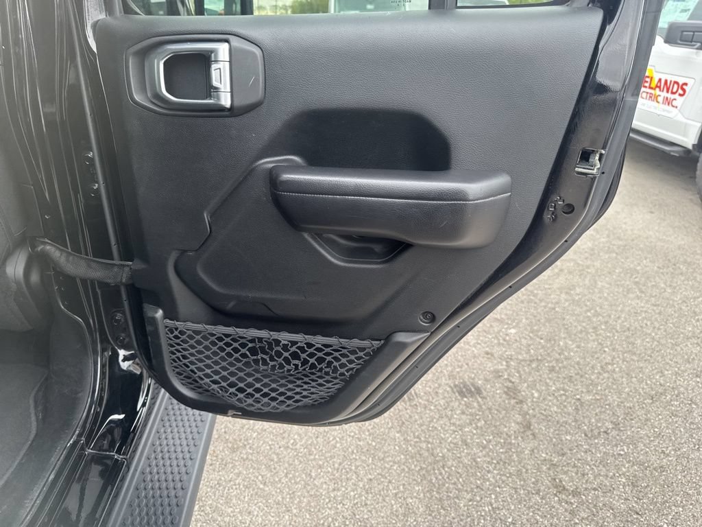Used 2019 Jeep Wrangler Unlimited Sport S AWD/4WD image 45