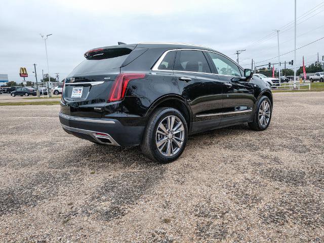 Used 2025 Cadillac XT5 Premium Luxury image 2