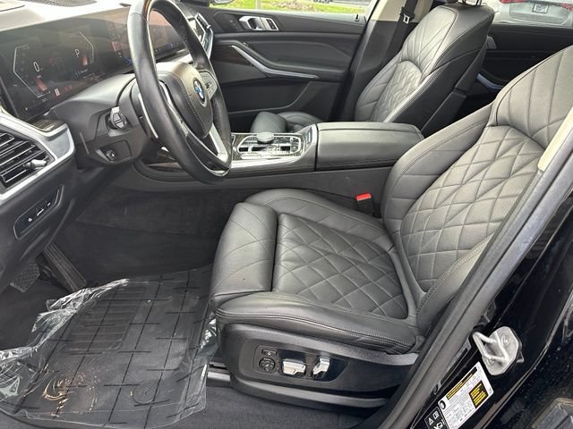 Used 2024 BMW X7 xDrive40i AWD/4WD image 23