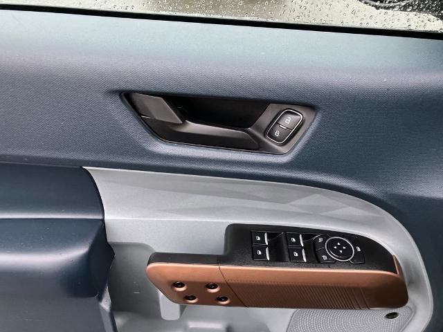 Certified 2024 Ford Maverick Lariat image 19