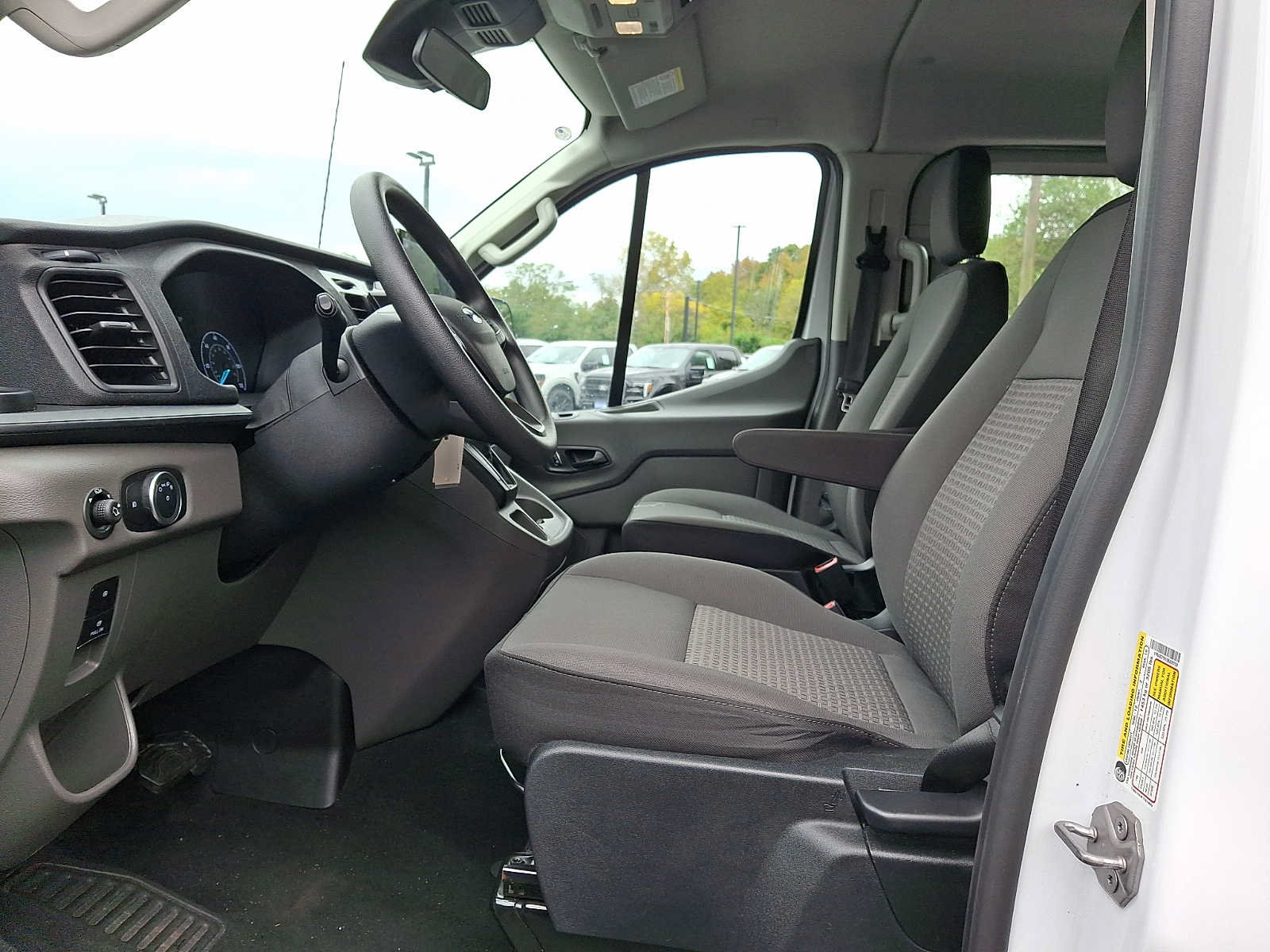 Certified 2025 Ford Transit 350 XLT RWD image 13