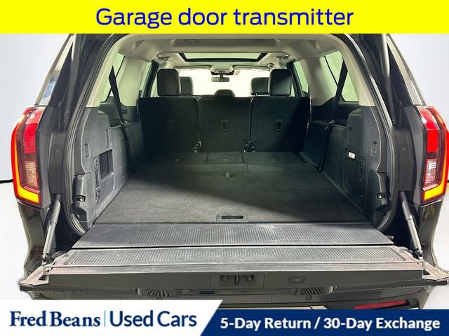 Certified 2025 Ford Expedition Max Platinum image 34