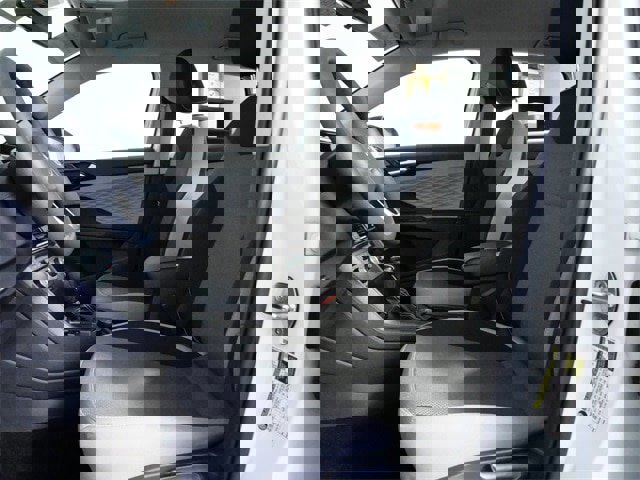 Used 2022 Volkswagen Taos S image 17