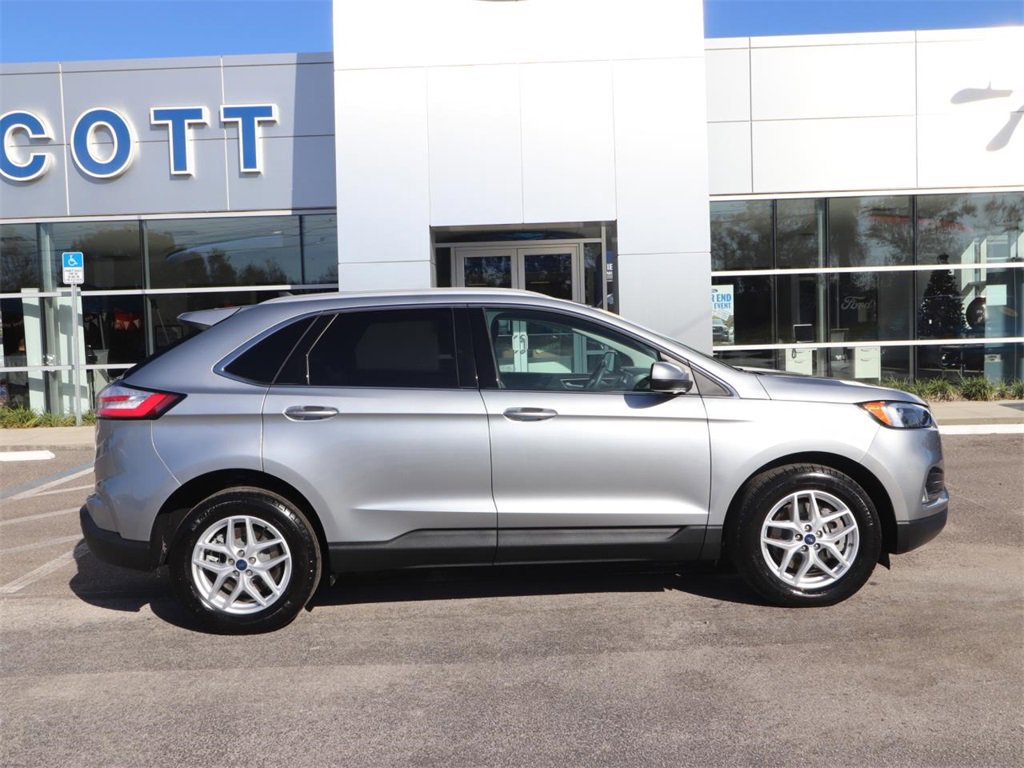 Certified 2022 Ford Edge SEL w/ Convenience Package image 6