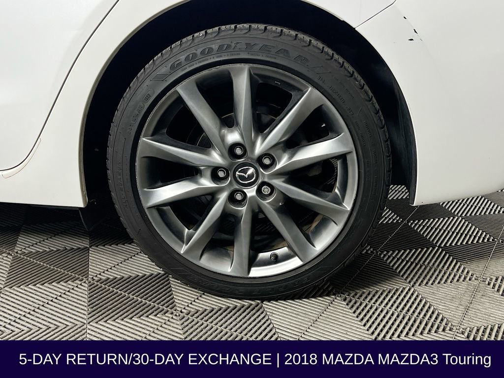 Used 2018 MAZDA MAZDA3 Touring image 36