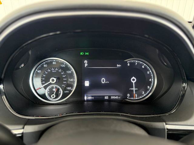 Used 2025 Genesis GV70 2.5T AWD/4WD image 11