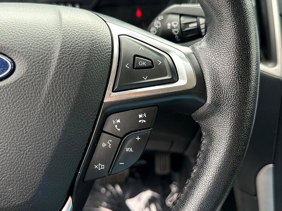 Certified 2022 Ford Edge SEL image 22