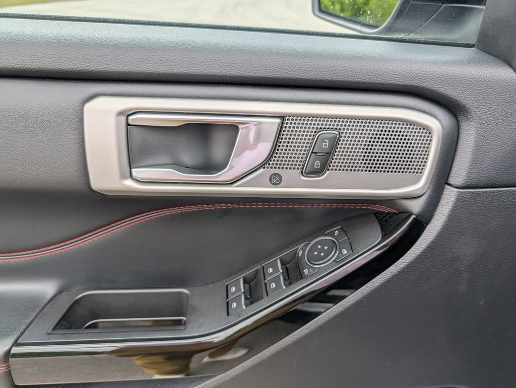 Certified 2022 Ford Explorer ST-Line RWD image 18