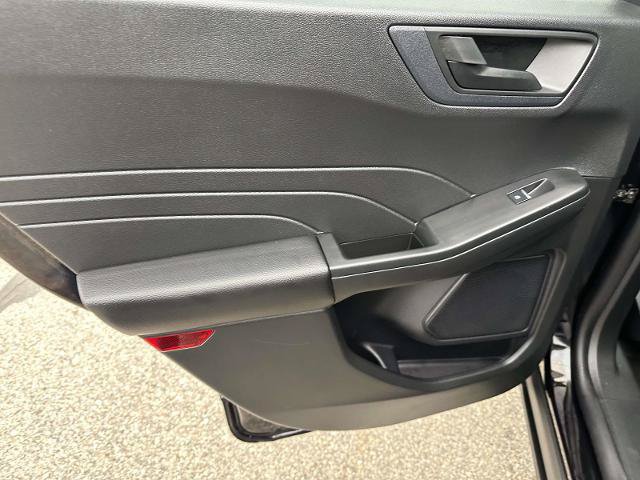 Certified 2023 Ford Escape Active AWD/4WD image 10