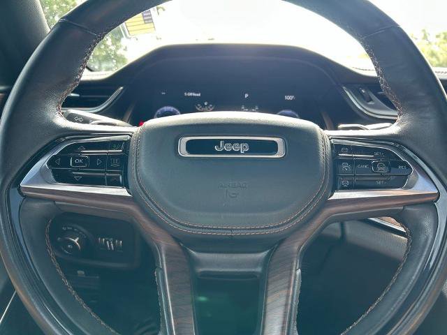 Used 2023 Jeep Grand Cherokee Summit w/ Adv Protech Group IV AWD/4WD image 25