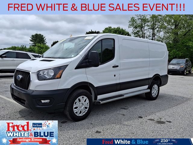 Certified 2024 Ford Transit 250 Low Roof w/ Exterior Upgrade Package RWD image 5