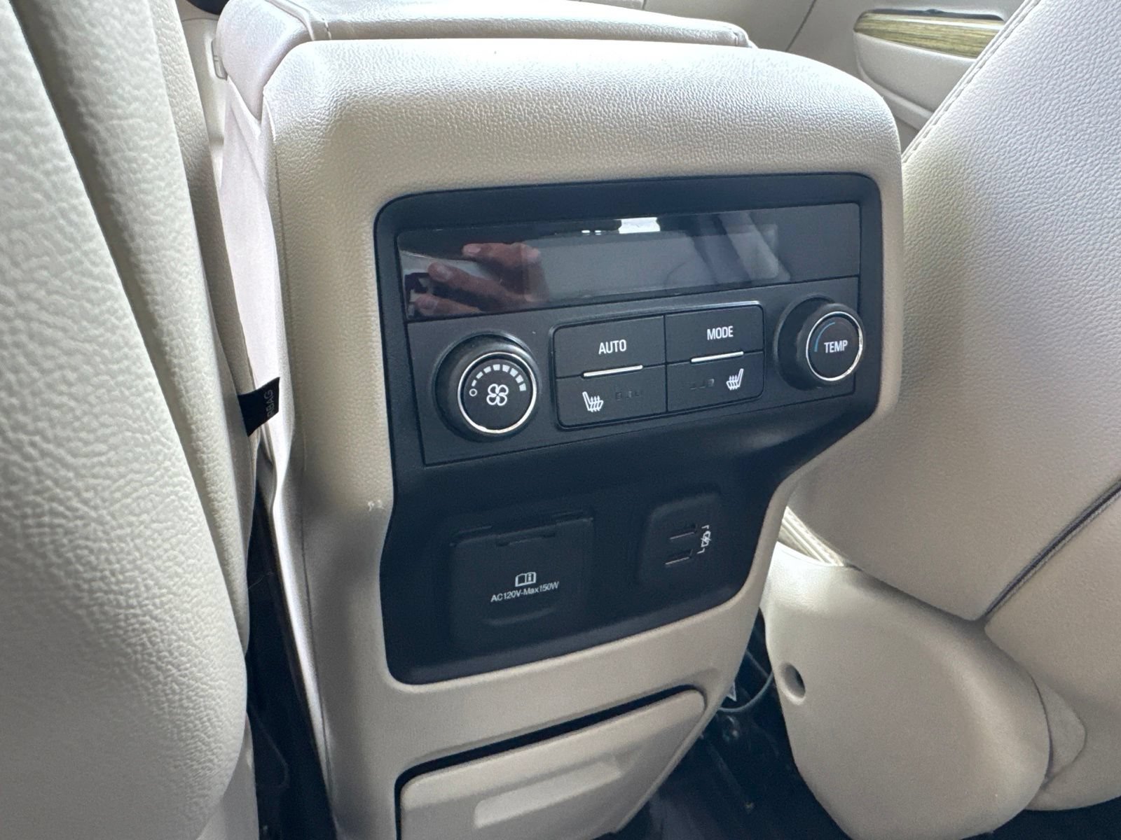 Used 2019 GMC Acadia Denali AWD/4WD image 40