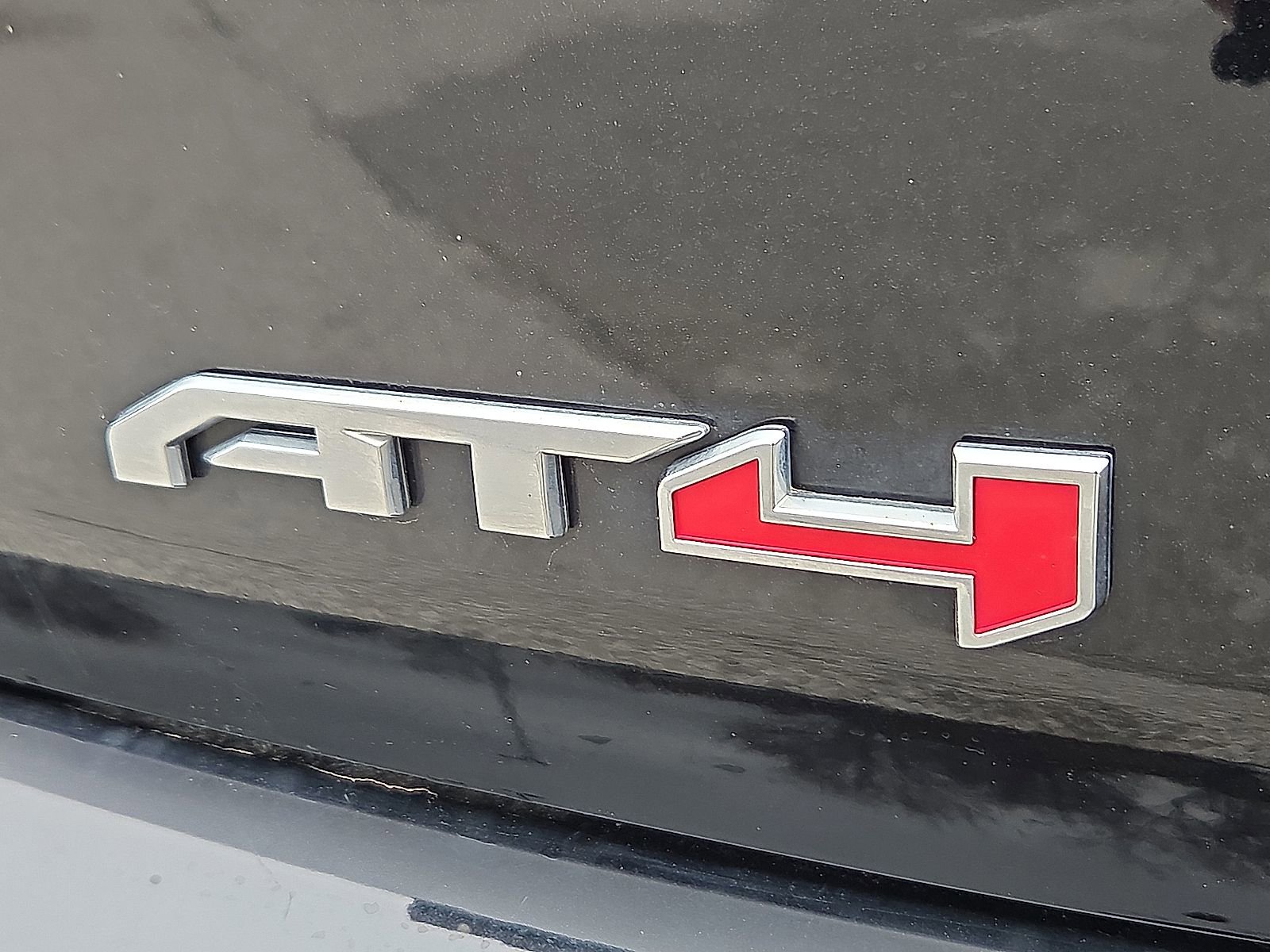 Used 2024 GMC Terrain AT4 w/ Tech Package image 9