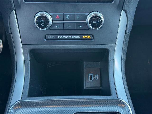 Certified 2024 Ford Edge ST-Line w/ Class II Trailer Tow Package image 17