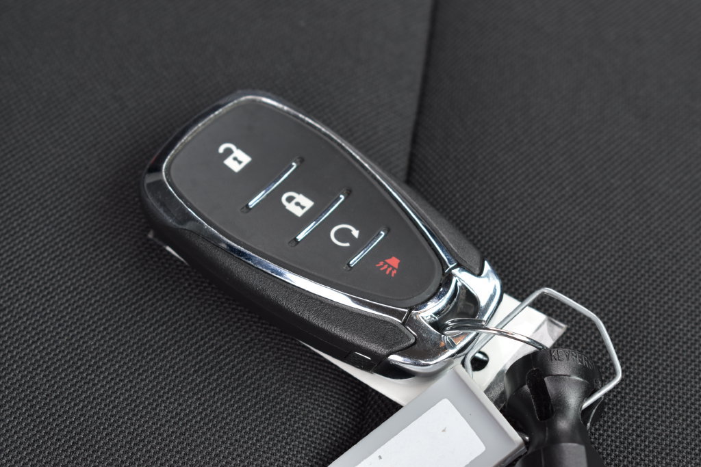 Used 2025 Chevrolet TrailBlazer LT AWD/4WD image 35