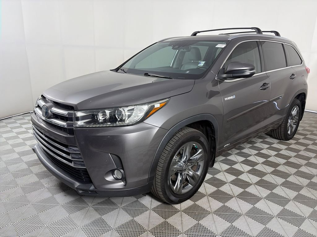 Used 2018 Toyota Highlander Limited Platinum image 3