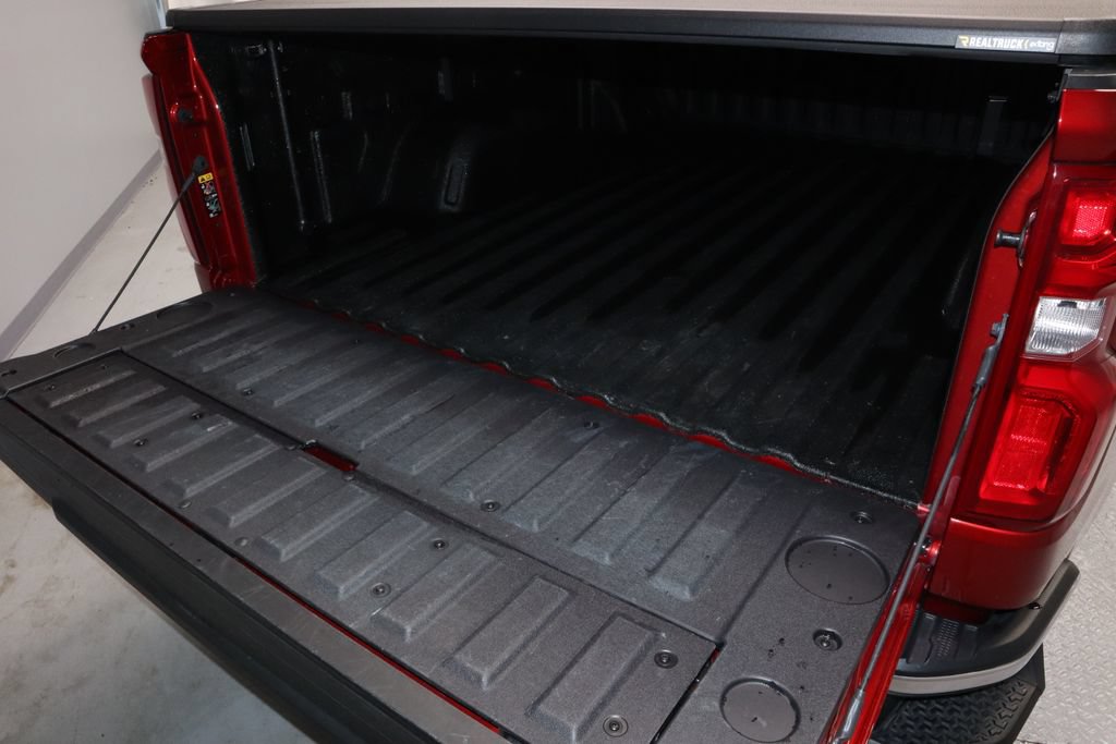 Used 2024 Chevrolet Silverado 1500 LTZ w/ Technology Package AWD/4WD image 19