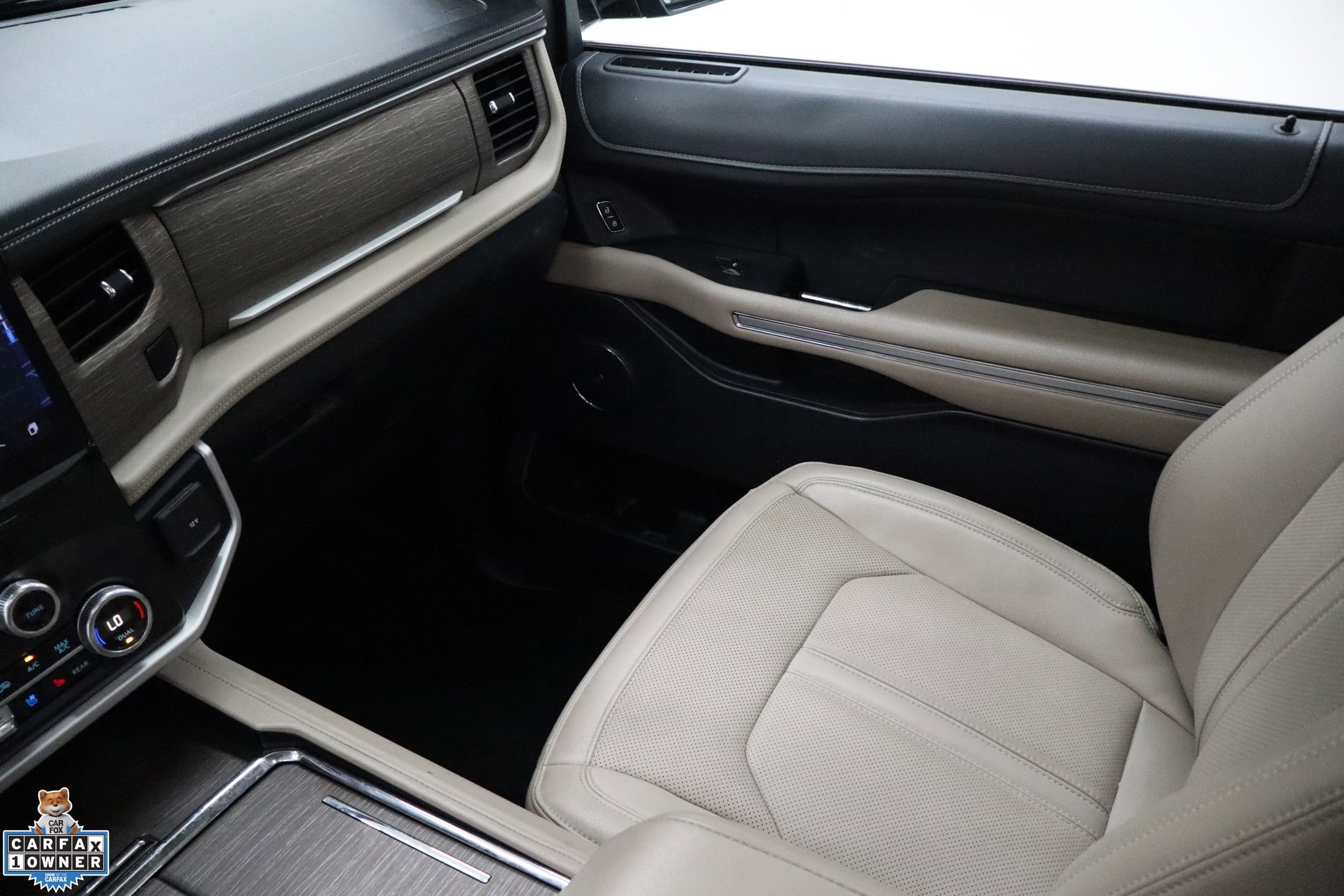 Certified 2024 Ford Expedition Max Limited AWD/4WD image 30