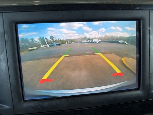 Used 2022 Chrysler Voyager LX FWD image 37