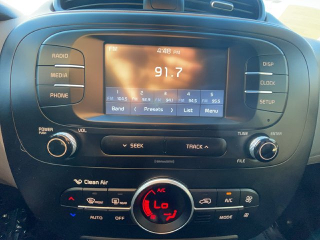 Used 2017 Kia Soul + FWD image 21