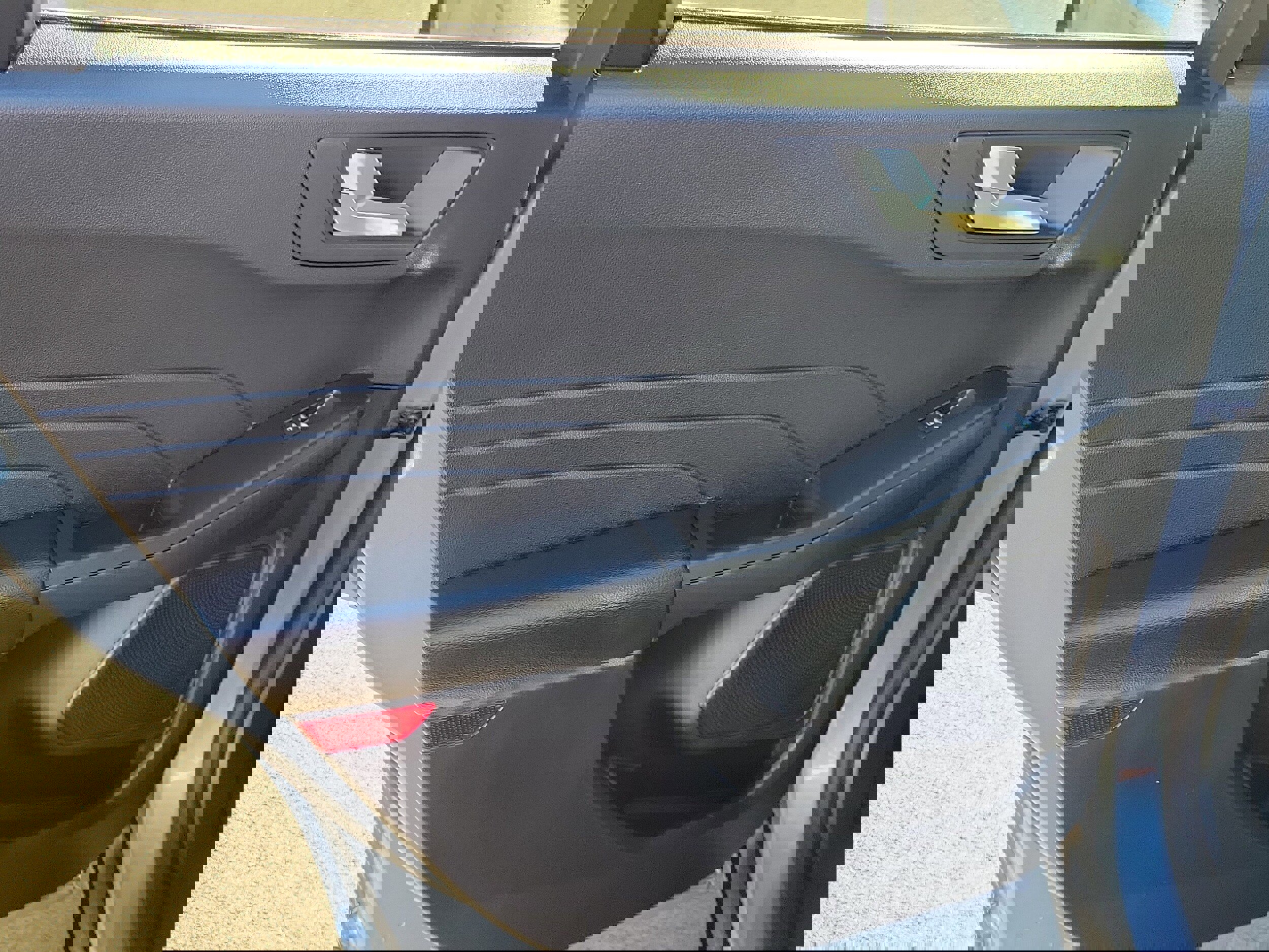 Certified 2022 Ford Escape Titanium image 11