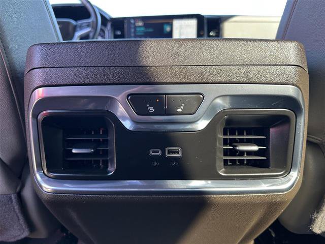 Used 2023 Chevrolet Silverado 1500 LTZ AWD/4WD image 20