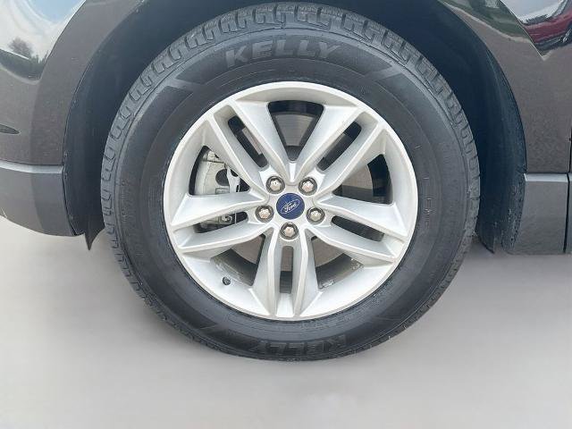 Certified 2017 Ford Edge SEL w/ Equipment Group 201A AWD/4WD image 22