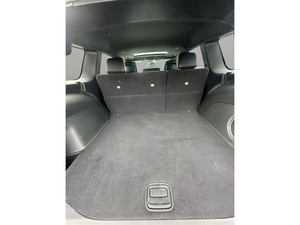 Used 2021 Jeep Grand Cherokee Laredo X image 16