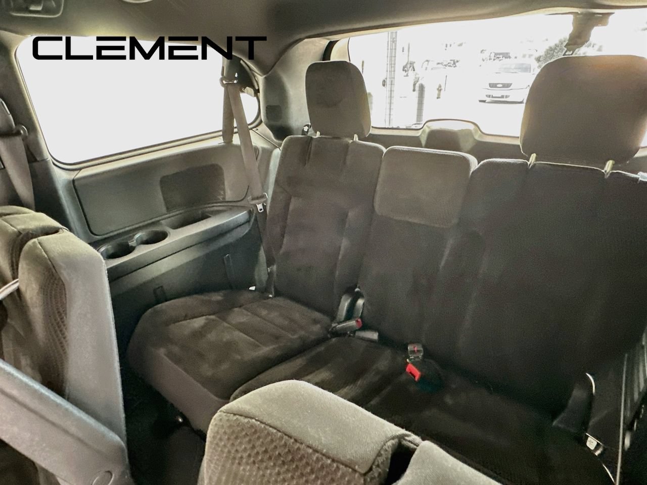 Used 2017 Dodge Grand Caravan SE FWD image 29