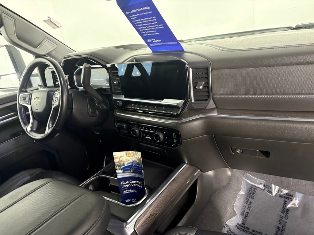 Used 2024 Chevrolet Silverado 2500 LTZ w/ LTZ Premium Package image 39