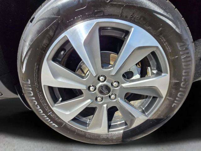 Certified 2023 Ford Escape Platinum w/ Premium Technology Package AWD/4WD image 35