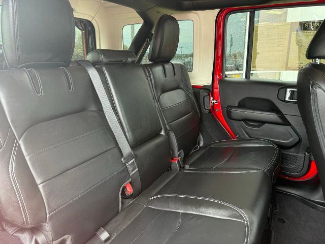 Used 2023 Jeep Wrangler Unlimited Sahara w/ Cold Weather Group image 10